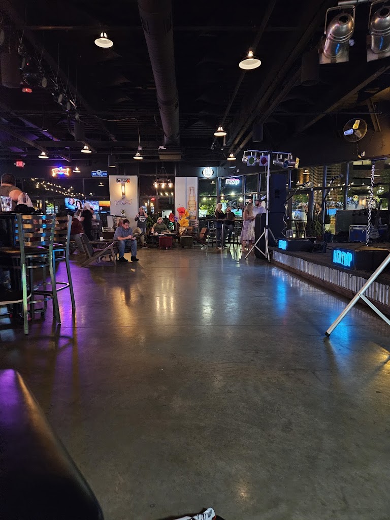 The Playground Golf and Sports Bar - review