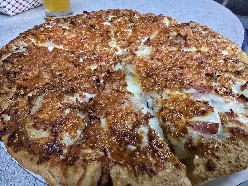 Clutch Lanes & Sports Center - review