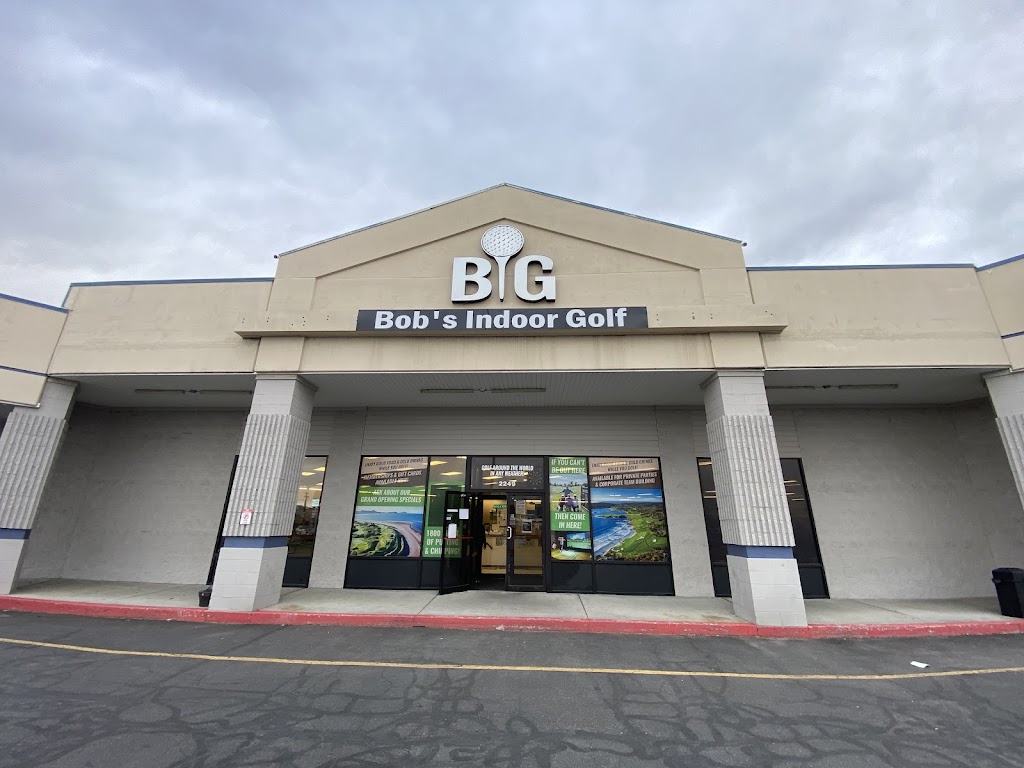 Bob's Indoor Golf & Games - review