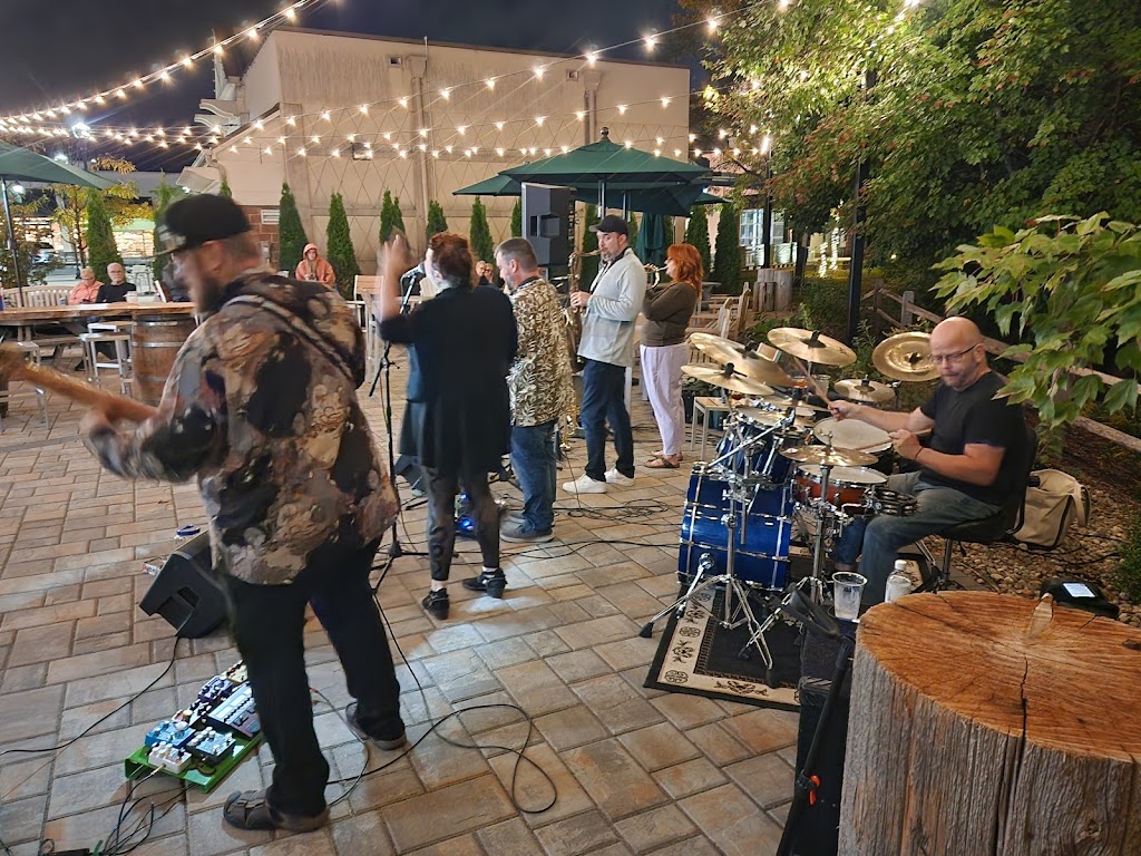 Golf Lounge 18 - review