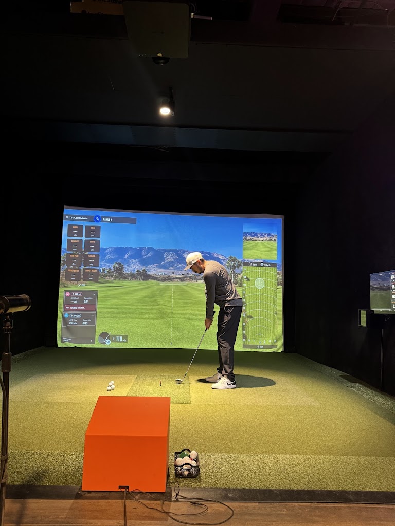 Five Iron Golf - review