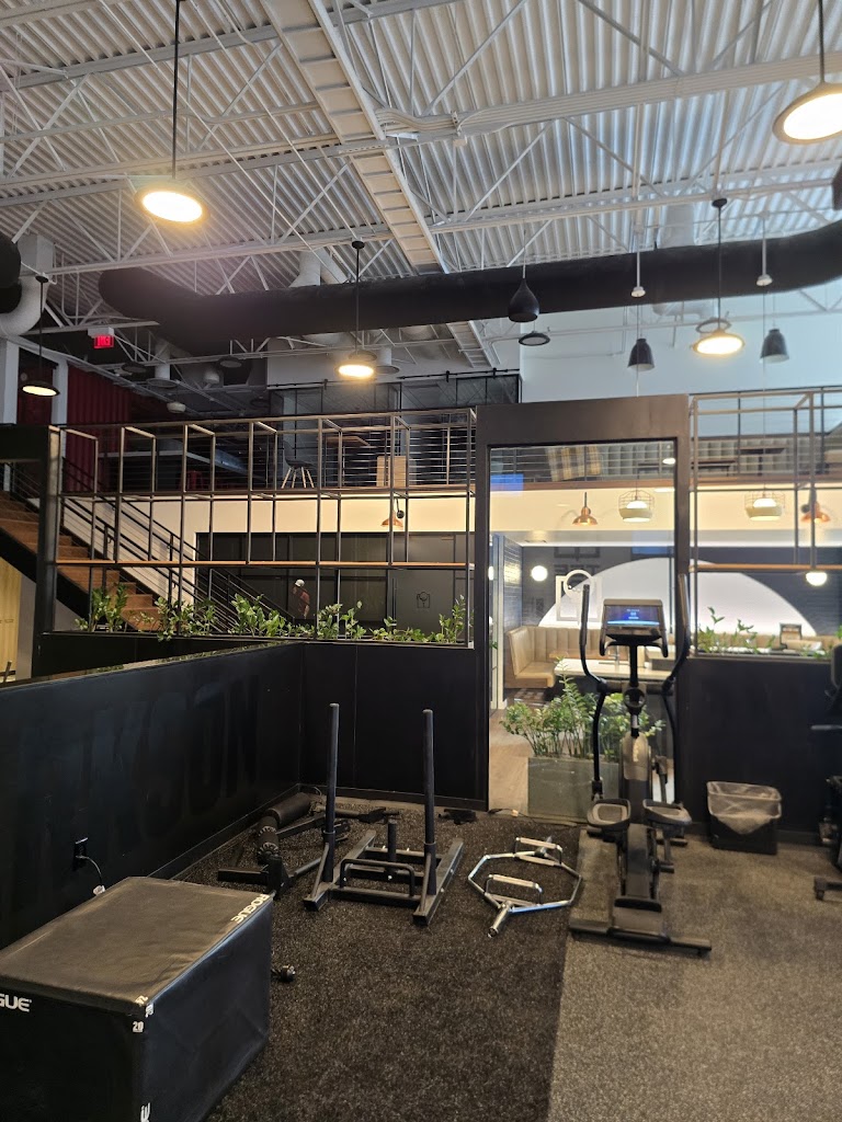 Tee Box Centerville - review