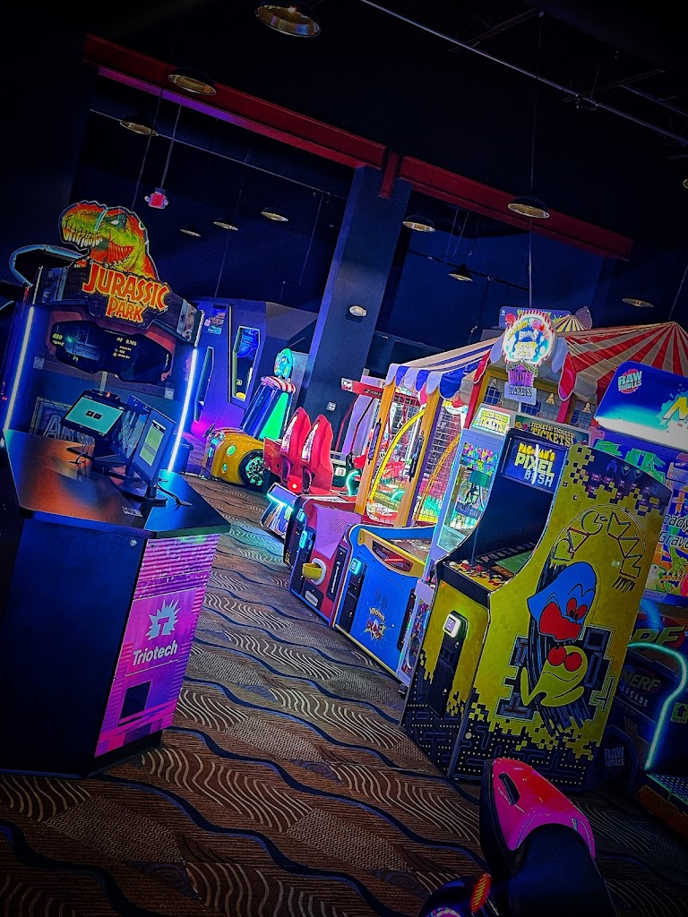 1UP Entertainment + Social - review